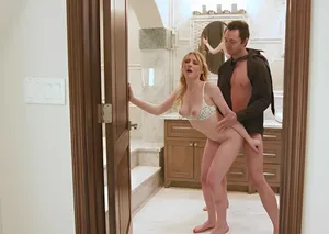 Bà xã dâm gần tới tháng ngứa bướm muốn địt